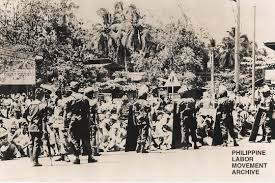 SejarahRakyat's tweet image. Tahukah anda @laborarchiveph?
Khamis 19 Jun nanti, dengarkan pembentangan oleh wakil #PhilippineLaborMovementArchive, Adrian B. Mendizabal, tentang usaha pendokumentasian sejarah perjuangan kelas pekerja Filipina.
Daftar sekarang:
📍bit.ly/UnderBananaTre…