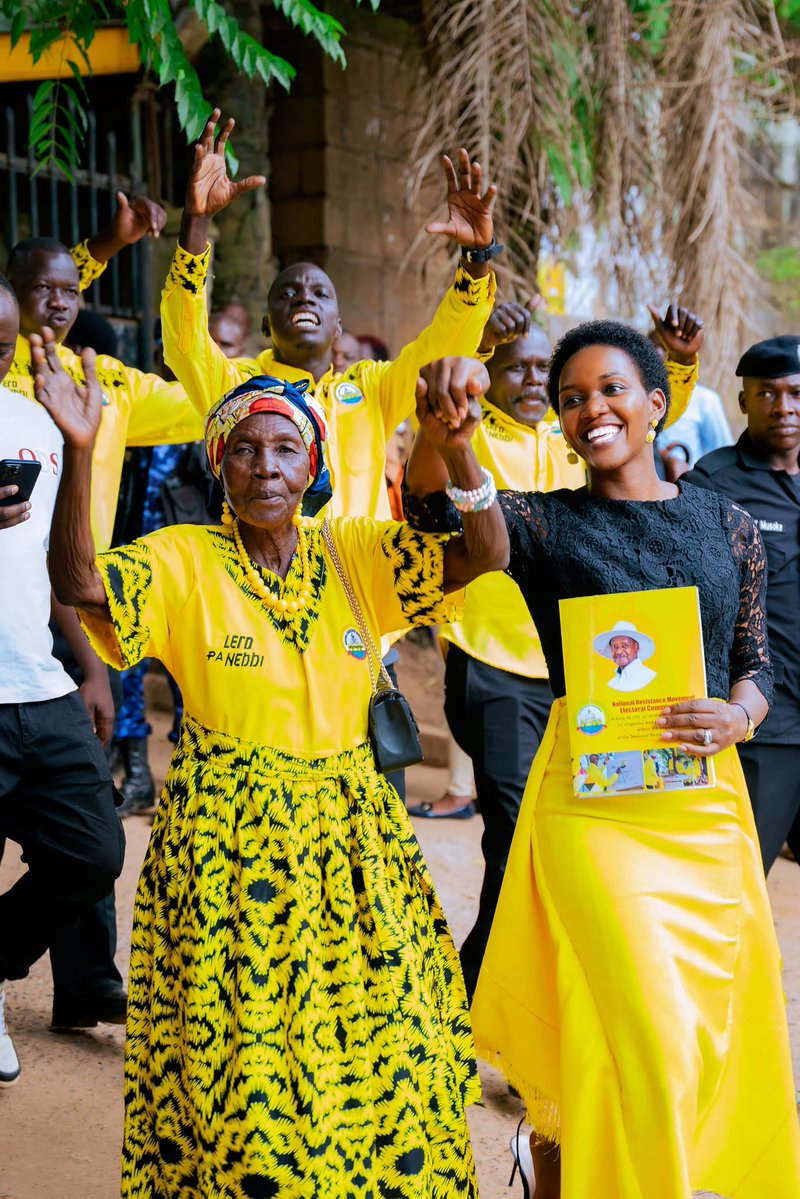 Earlier today at exactly 10:33am, I was dully nominated as a candidate for Woman Member of Parliament, Nebbi District in the forthcoming NRM Primaries. 

The race is officially on and we are ready to set the pace.

Gratitude to TEAM LERO PA NEBBI,ZIM ZIM .

Afoyo Makwe🙏
