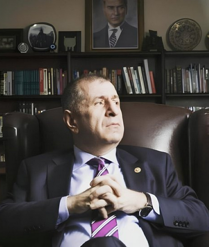 Baba muhalefet TAHLİYE..