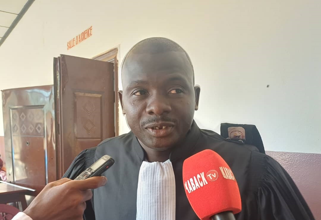 VisionGuinee's tweet photo. Un chauffeur condamné à 18 mois de prison pour avoir tué sa femme : ‘’C’est une décision très satisfaisante’’, réagit son avocat https://t.co/SUUa14zNw4 #Kibaro #TuesdayMotivaton https://t.co/GUAECcYqpc
