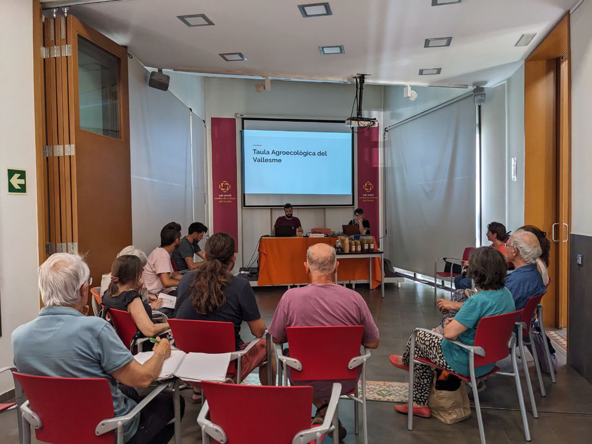 Coop Maresme (@coopmaresme) on Twitter photo ✅ Aquest cap de setmana vam celebrar la tercera trobada de la Taula Agroecològica del Vallesme, 📍 a Granollers
🤝 Un espai de trobada i treball entre el Vallès i el Maresme, on compartim reptes i projectes per impulsar l’agroecologia al territori ✅ Aquest cap de setmana vam celebrar la tercera trobada de la Taula Agroecològica del Vallesme, 📍 a Granollers
🤝 Un espai de trobada i treball entre el Vallès i el Maresme, on compartim reptes i projectes per impulsar l’agroecologia al territori