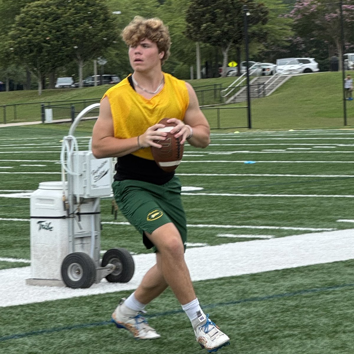 Avery Hollifield (@averyhollifie1d) on Twitter photo Great day at <a href="/WMTribeFootball/">William & Mary Tribe Football</a> with a phenomenal coaching staff led by <a href="/CoachMikeLondon/">Mike London Sr. ⚔️</a> Thanks coaches for being engaged, motivational, and promoting character, integrity, academics, and community. Absolute first class experience! <a href="/CoachB_Randall/">Coach Bryan Randall</a> <a href="/CoachBlackstock/">Darryl Blackstock</a> <a href="/ACR_Football/">A.C. Reynolds Rockets Football</a> Great day at <a href="/WMTribeFootball/">William & Mary Tribe Football</a> with a phenomenal coaching staff led by <a href="/CoachMikeLondon/">Mike London Sr. ⚔️</a> Thanks coaches for being engaged, motivational, and promoting character, integrity, academics, and community. Absolute first class experience! <a href="/CoachB_Randall/">Coach Bryan Randall</a> <a href="/CoachBlackstock/">Darryl Blackstock</a> <a href="/ACR_Football/">A.C. Reynolds Rockets Football</a>