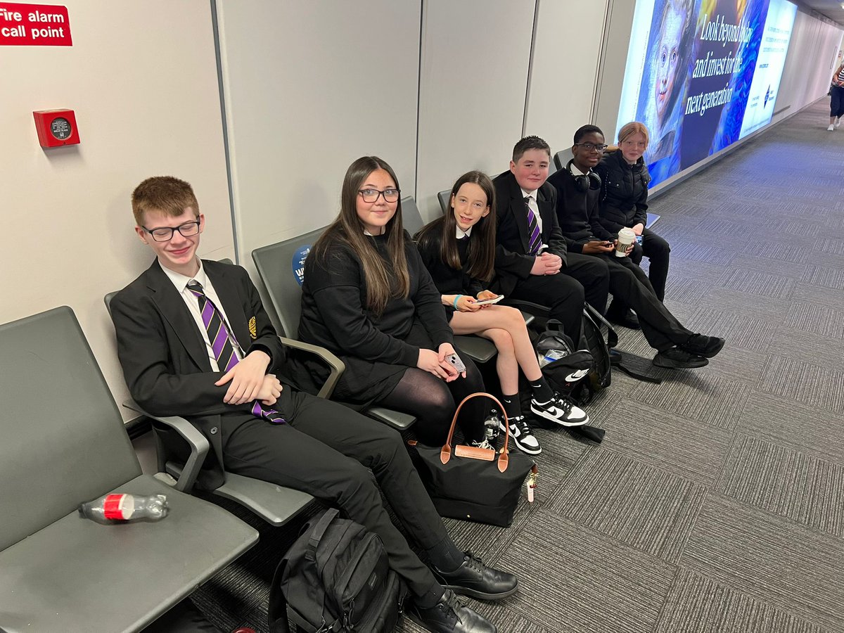 St Aidan's High Science tweet media