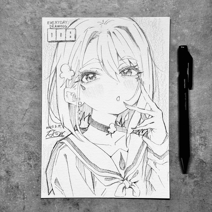 YouTubeで始めた新企画「毎日線画-everyday drawing-」の008枚目です。  

■サイズ:A5(210mm×148mm) 
■画材:鉛筆、シャープペンシル 
■仕上げにフィキサチーフ処理済み  

 一点ものとなりますので、お求めの方はお早めにどうぞ!

▼購入はこちらから💁
https://t.co/0LEIRi0ORY 