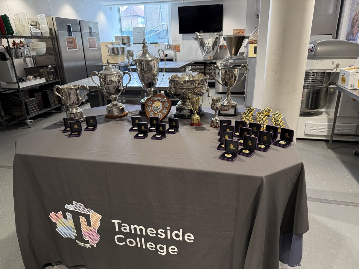 Jackie Moores- Tameside College & Clarendon Sixth tweet media