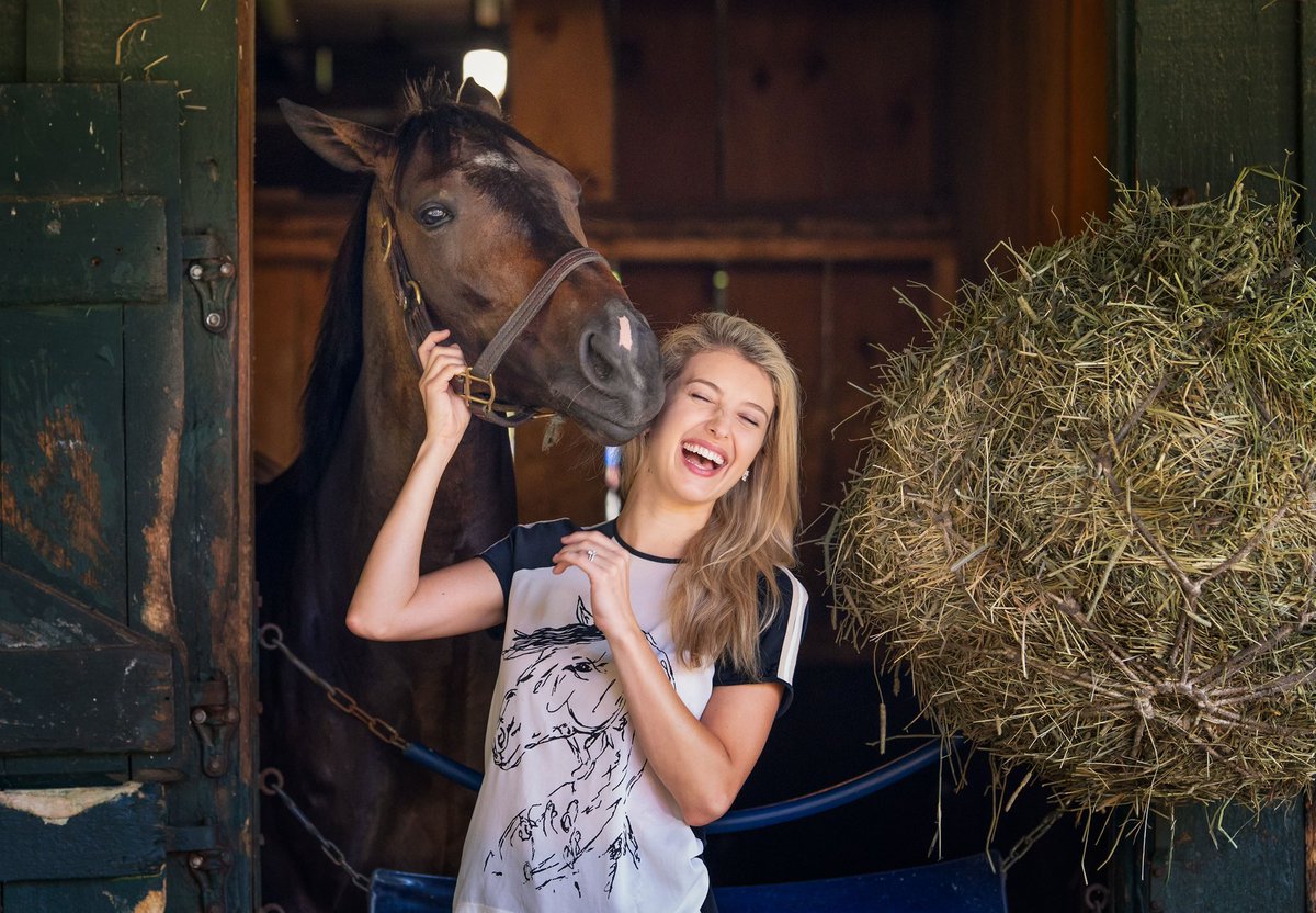 acacia_clement's tweet photo. Many of you know I have adored Soldier Rising since he joined @clementstable in 2021. I’m so grateful to his owners for trusting me with his future, now that he has officially retired and joined @racingforhome! I always promised Soldier he’d be part of the family forever ❤️ https://t.co/Ac8Z7REZV2