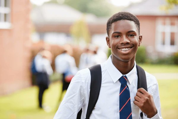 We hope the students <a href="/abhs_belfast/">ABHS</a> enjoy their @lifeskills_ed lesson with our facilitator Shane Quinnell on the steps they need to take to ensure a smooth transition into employment. Find out more barclayslifeskills.com/?utm_source=tw…