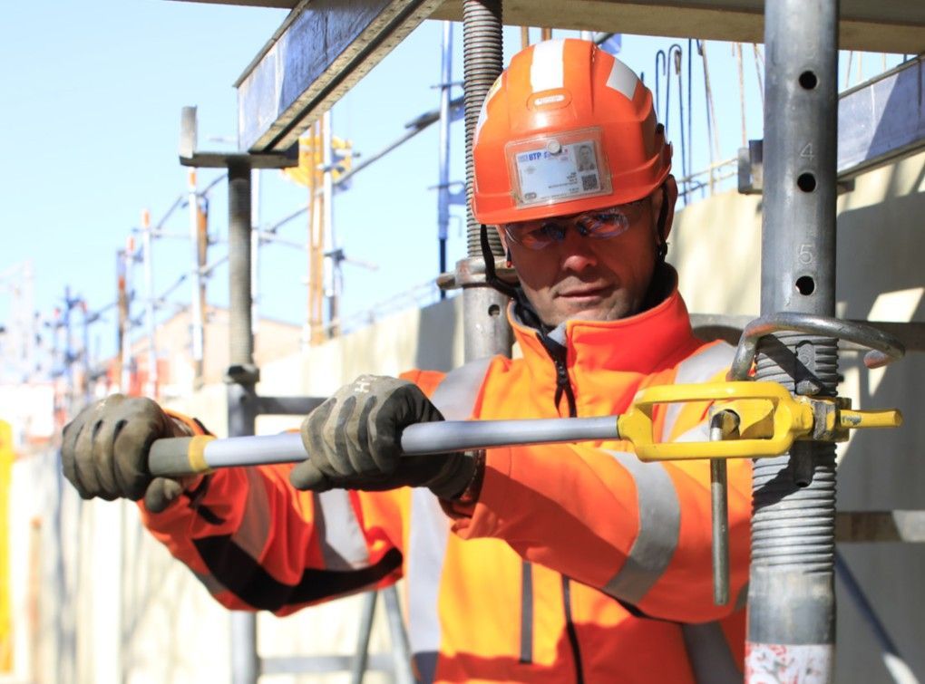 Silence sur les chantiers : la nouvelle clé à étais Nanovib® révolutionne la prévention des risques sonores
Cet outil ergonomique et silencieux marque une avancée majeure dans la lutte contre les risques auditifs et les TMS sur les chantiers 
inforisque.fr/actualite-du-r…