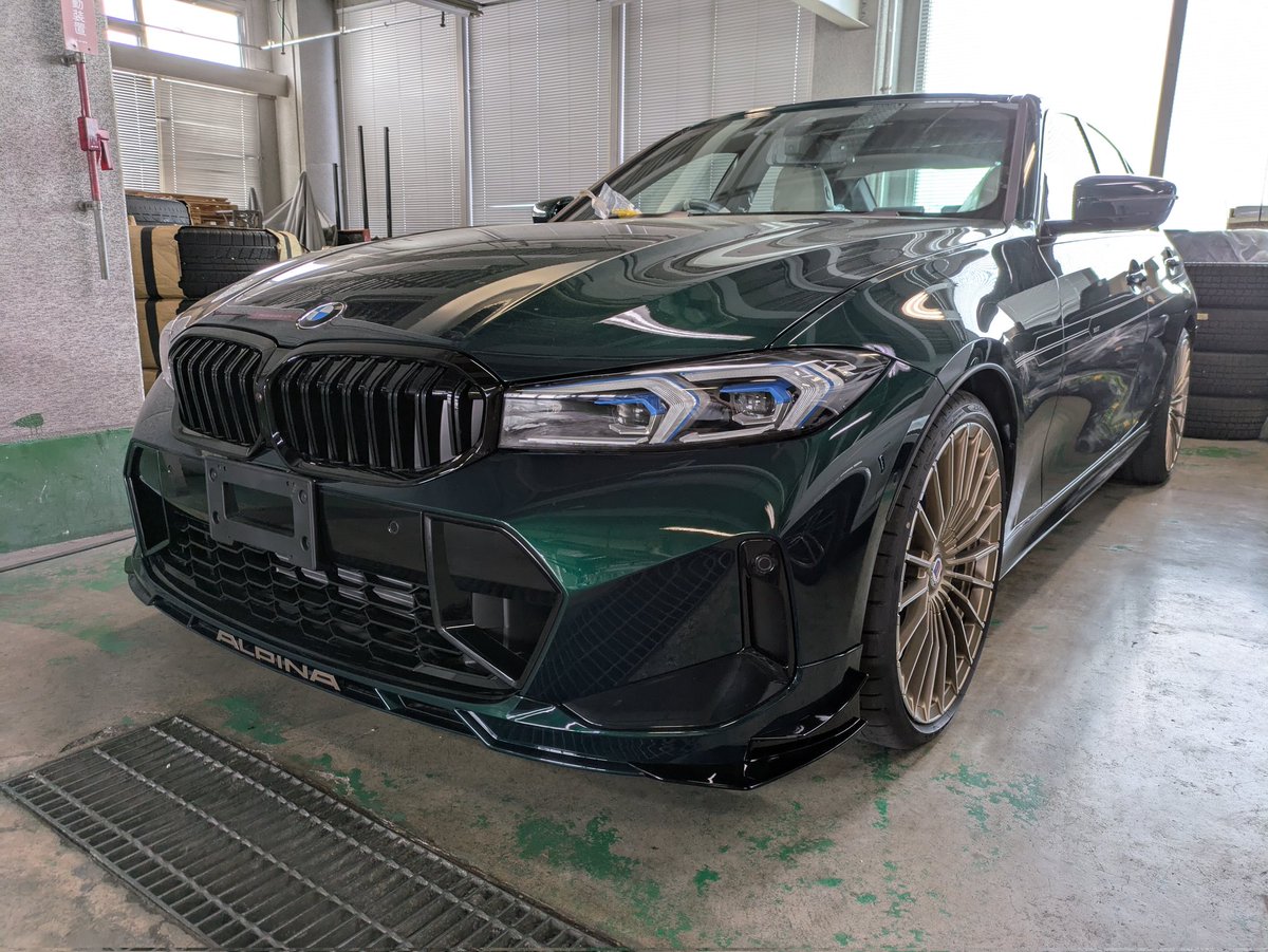 klaxingsv's tweet photo. 最後のアルピナB3GT
BMWになりアルピナらしさを出せるか
#klaxing #クラクシング
#SWISSVAX #スイスバックス #アルピナB3GT #高級車
#東京都 #板橋区 https://t.co/UpiMWvdWg0