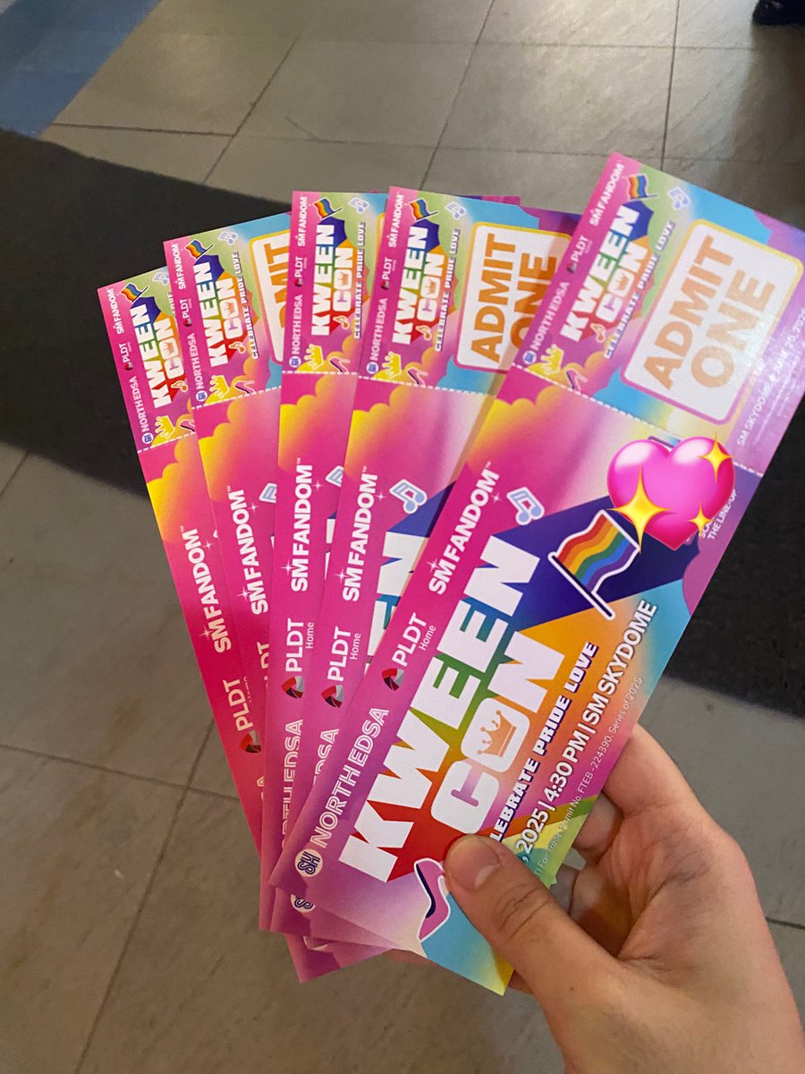 Hello my co-deobis, sino interested to claim extra Kween Con tickets? May 4 pa kong extra 

Event June 20 at SM NORTH EDSA SKYDOME