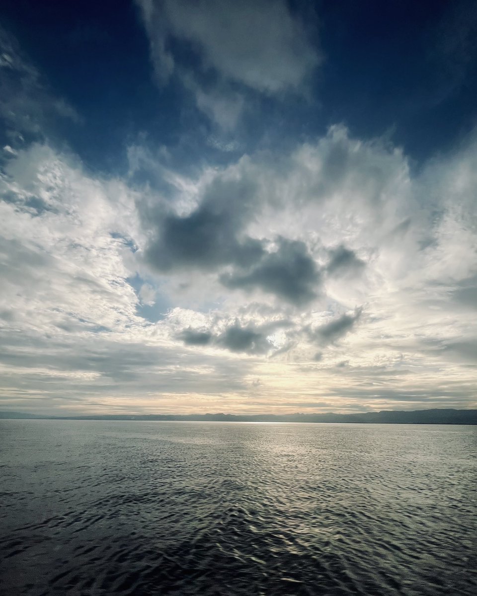 GM! Took a break with my wife &amp; kid. But it’s back to the grind! ART ART ART ART ART ART