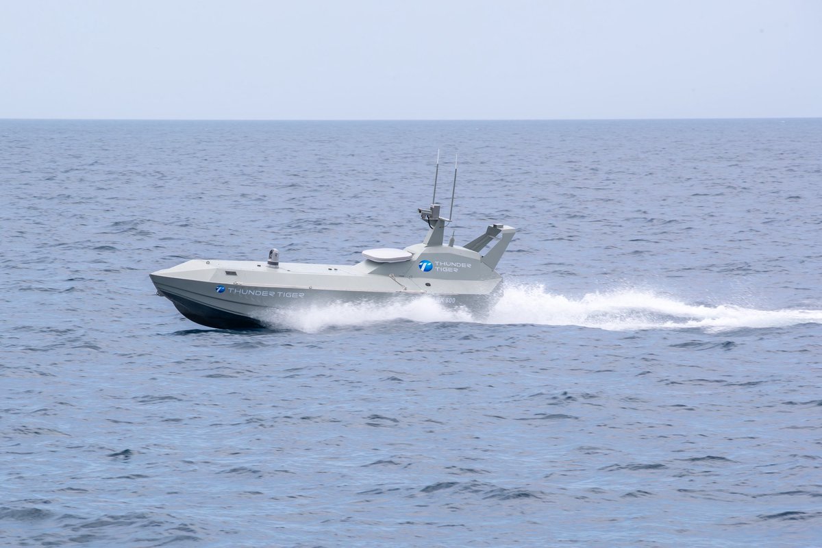 mna_roc's tweet image. 為推動 #水面無人載具 （ #USV ）技術發展及瞭解國內外廠家的USV產品性能， #國家中山科學研究院 今日起一連兩天，於 #蘇澳 外海舉辦水面無人艇公開展示活動，並邀請國內外廠家共同參與，期藉由公開展示各家無人艇性能，提供國軍及 #海巡