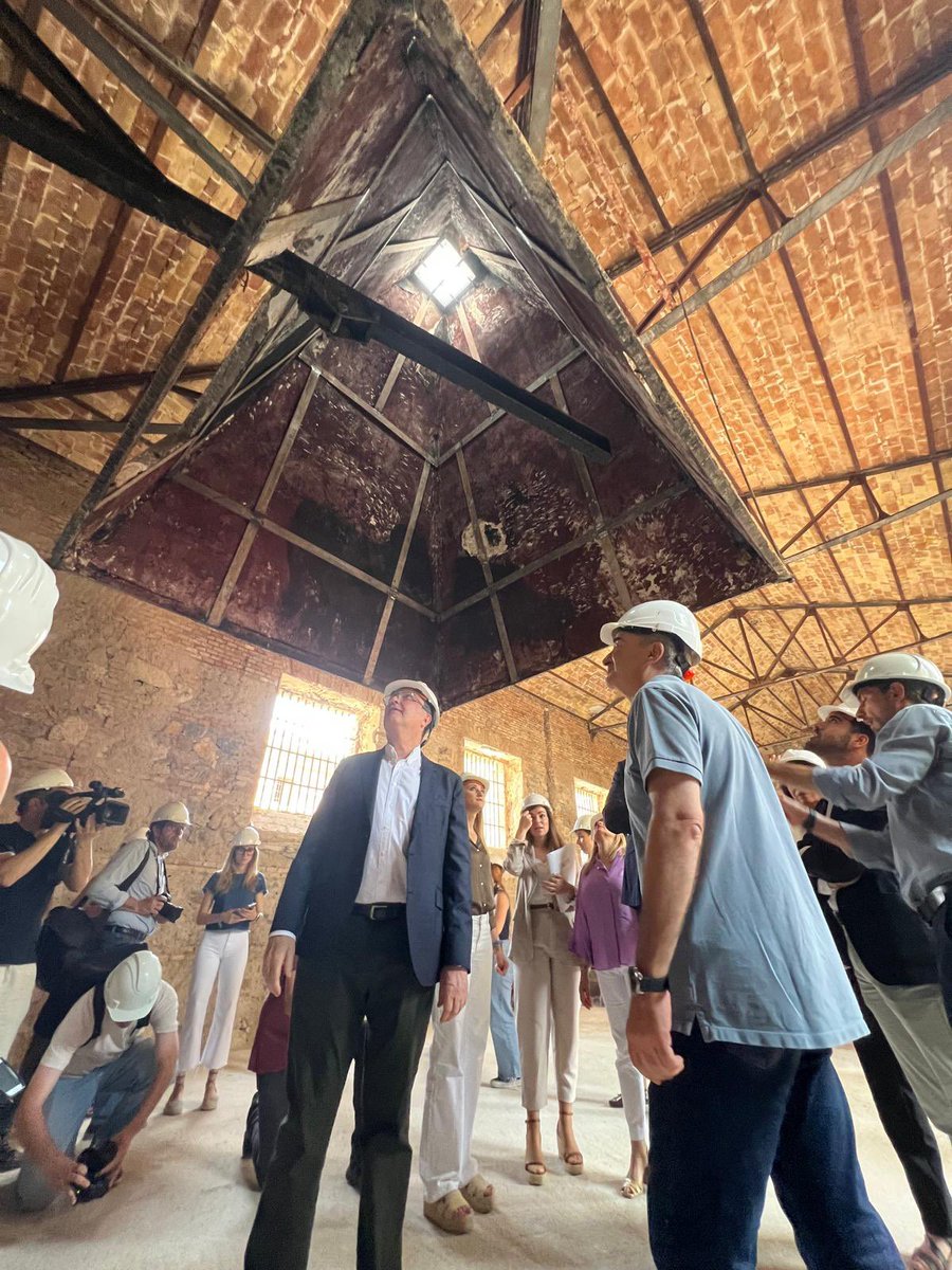 Rebepl's tweet photo. 2.📍Cárcel Vieja

Avanza la recuperación del módulo de internos, con una inversión de 3,7 M€. Un espacio de vanguardia para la cultura murciana, en pleno corazón de la ciudad. https://t.co/eSG2egl8LV