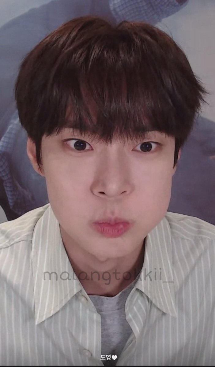 250617 케타포 영통 #도영

오늘 디게 기엽게생기셧어요....