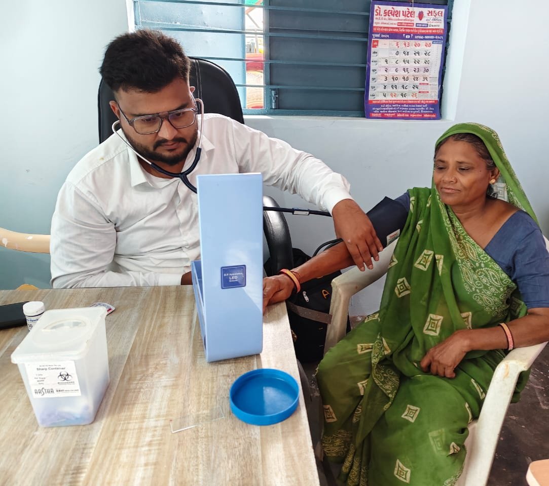 DharapurSbcc's tweet image. આજરોજ આયુષ્માન આરોગ્ય મંદિર ધારાપૂર  ખાતે 30 વર્ષથી ઉપરના લાભાર્થીઓનું N.C.D. Screening કરવામાં આવ્યું. 
AAM- DHARAPUR 
PHC- CHITRODA