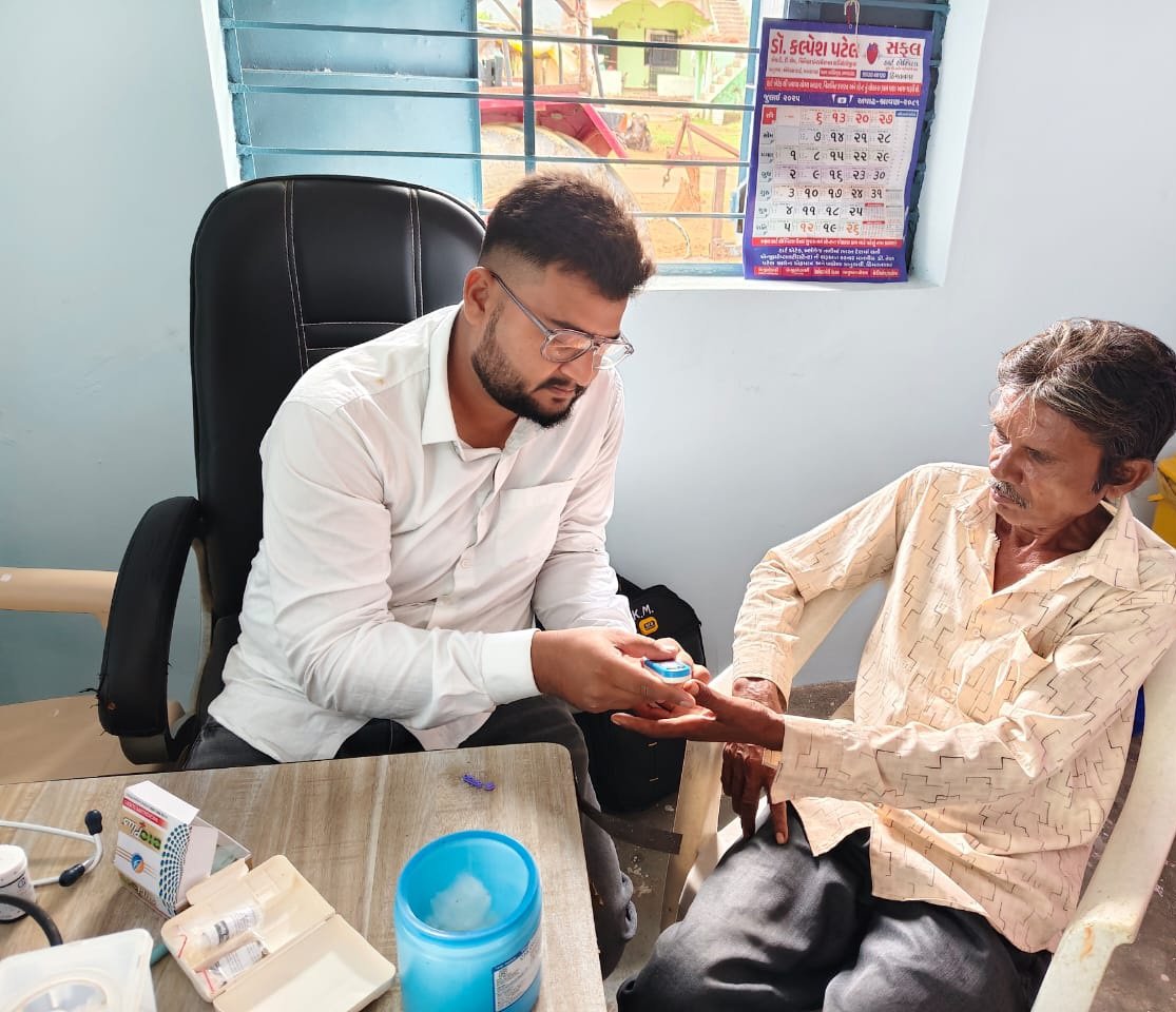 DharapurSbcc's tweet image. આજરોજ આયુષ્માન આરોગ્ય મંદિર ધારાપૂર  ખાતે 30 વર્ષથી ઉપરના લાભાર્થીઓનું N.C.D. Screening કરવામાં આવ્યું. 
AAM- DHARAPUR 
PHC- CHITRODA