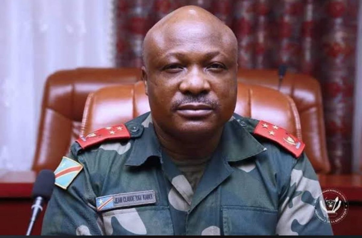 UPDATE: 🇨🇩🇨🇩🇨🇩

Lt Gen Jean-Claude Yav Kabeya, ex-military adviser to former President Kabila, was arrested last night in #Kinshasa. 

His arrest follows that of Gen. Pierre Banywesize, Kabila’s former close guard chief. His whereabouts and detention conditions remain unknown.