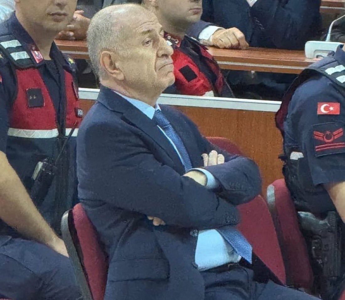 Engin ALTAY (@enginaltaychp) on Twitter photo Gecikmiş bir karar olsa da Sayın Ümit ÖZDAĞ'ın tahliye edilmesi sevindirici bir haber.
İçi boş, hukuken geçersiz, siyasi saiklerle verilen ceza kabul edilemez.
<a href="/umitozdag/">Ümit Özdağ</a>'a ve Zafer Partisi (<a href="/zaferpartisi/">Zafer Partisi</a>) ailesine geçmiş olsun dileklerimle... Gecikmiş bir karar olsa da Sayın Ümit ÖZDAĞ'ın tahliye edilmesi sevindirici bir haber.
İçi boş, hukuken geçersiz, siyasi saiklerle verilen ceza kabul edilemez.
<a href="/umitozdag/">Ümit Özdağ</a>'a ve Zafer Partisi (<a href="/zaferpartisi/">Zafer Partisi</a>) ailesine geçmiş olsun dileklerimle...