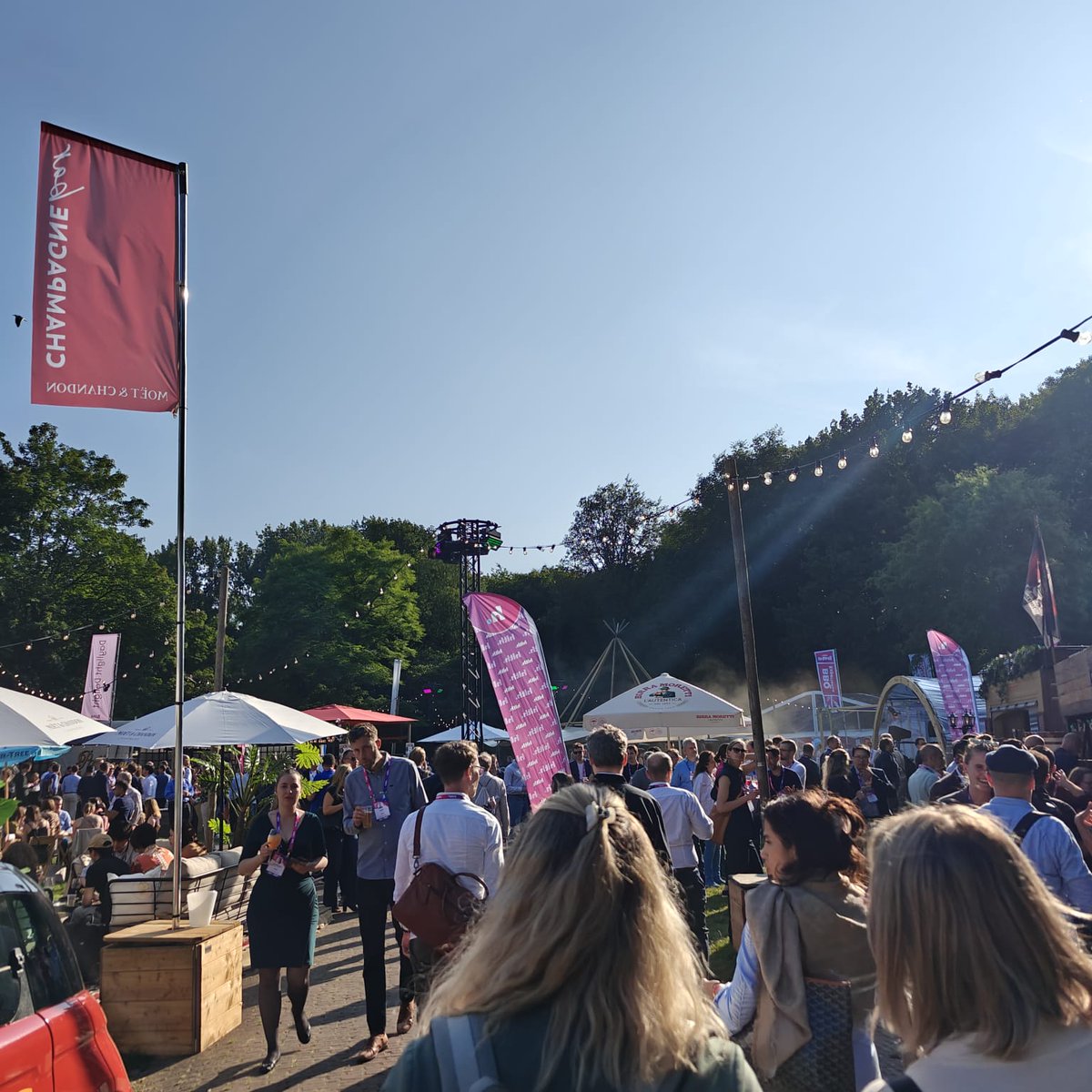 EUROPSO is attending #HLTHEurope2025 in Amsterdam 🇳🇱

We're following key innovations in #psoriaticdisease and advocating for equity, patient voice, and access to care.

Patients must be part of the future of health.

#PatientAdvocacy #Psoriasis #InnovationInCare