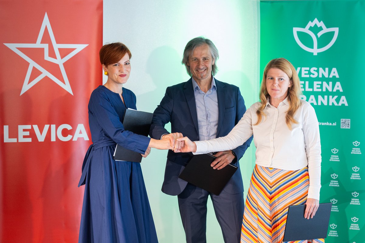Levica (@strankalevica) on Twitter photo Levica in <a href="/StrankaVesna/">Vesna zelena stranka</a> sta danes podpisali sporazum o skupnem nastopu na volitvah.
🔴koordinatorica <a href="/AstaVrecko/">Asta Vrečko</a> za Levico ter
🟢sopredsednika Urša Zgojznik (<a href="/1uraMura/">urša zgojznik</a>) in Uroš Macerl za Vesno. Levica in <a href="/StrankaVesna/">Vesna zelena stranka</a> sta danes podpisali sporazum o skupnem nastopu na volitvah.
🔴koordinatorica <a href="/AstaVrecko/">Asta Vrečko</a> za Levico ter
🟢sopredsednika Urša Zgojznik (<a href="/1uraMura/">urša zgojznik</a>) in Uroš Macerl za Vesno.