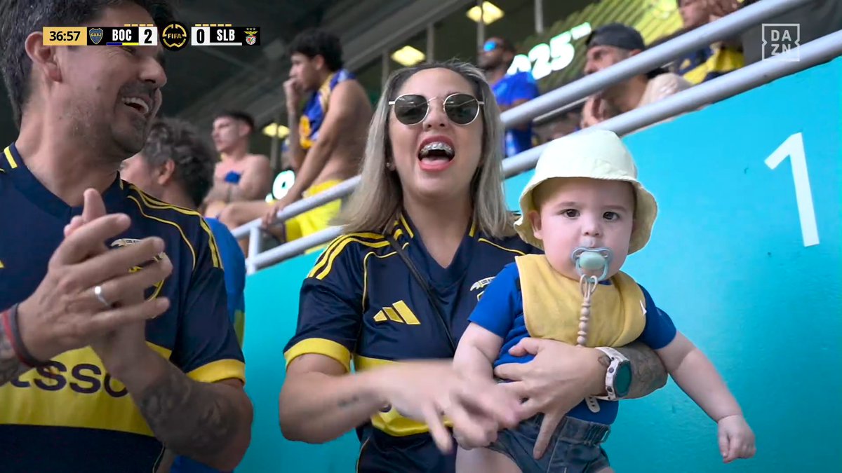 BocaJrsSports's tweet photo. – Anoche soñé con vos https://t.co/XPopXKFEuT