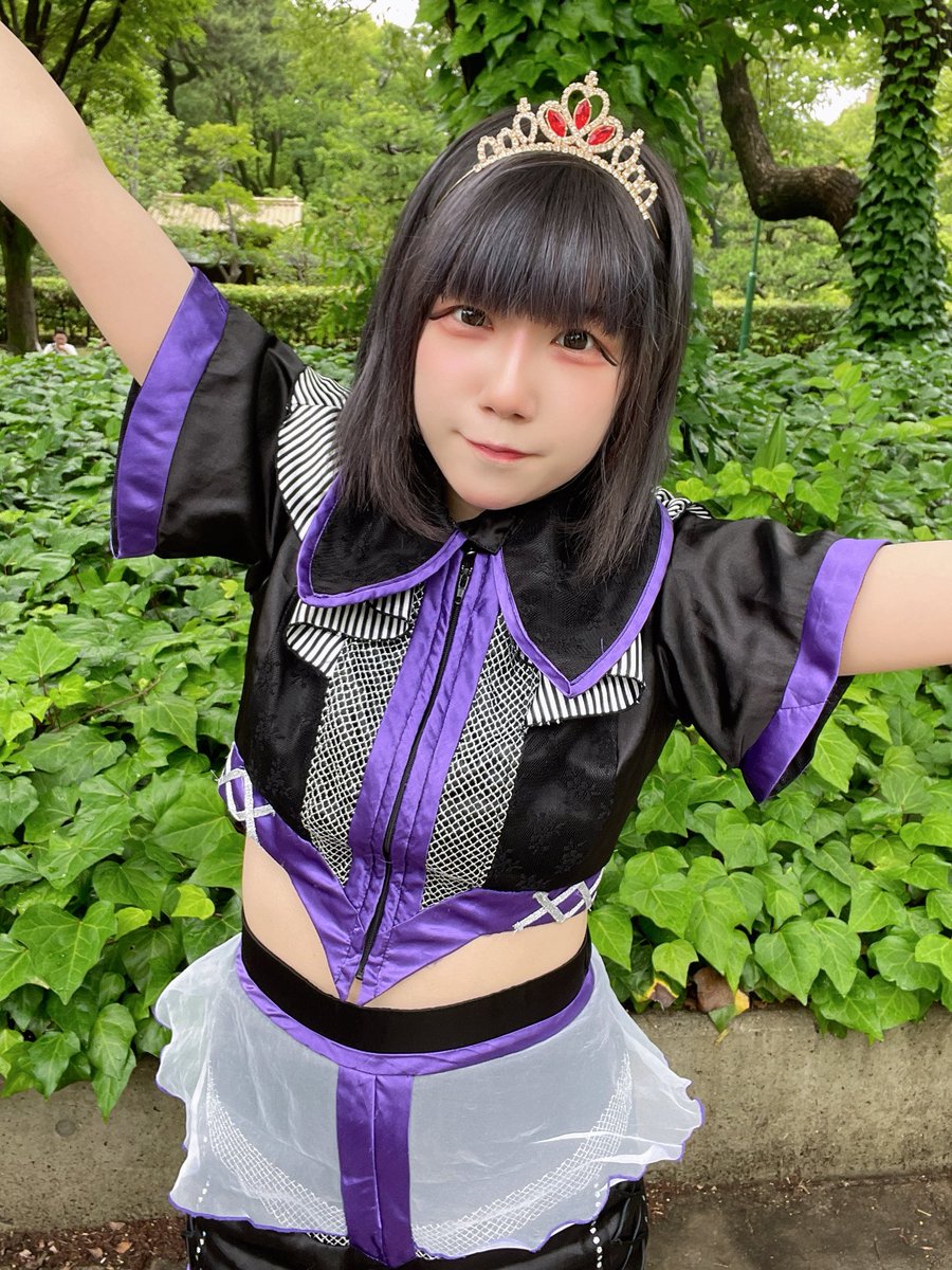 な！ん！と！7/7からモードラ新衣装になります！！！♥️赤色の衣装着るのとっても楽しみ🎶そしてそしてモードラカラーTシャツGETのチャンスです！モードラとサマーサマーの大冒険しましょう！