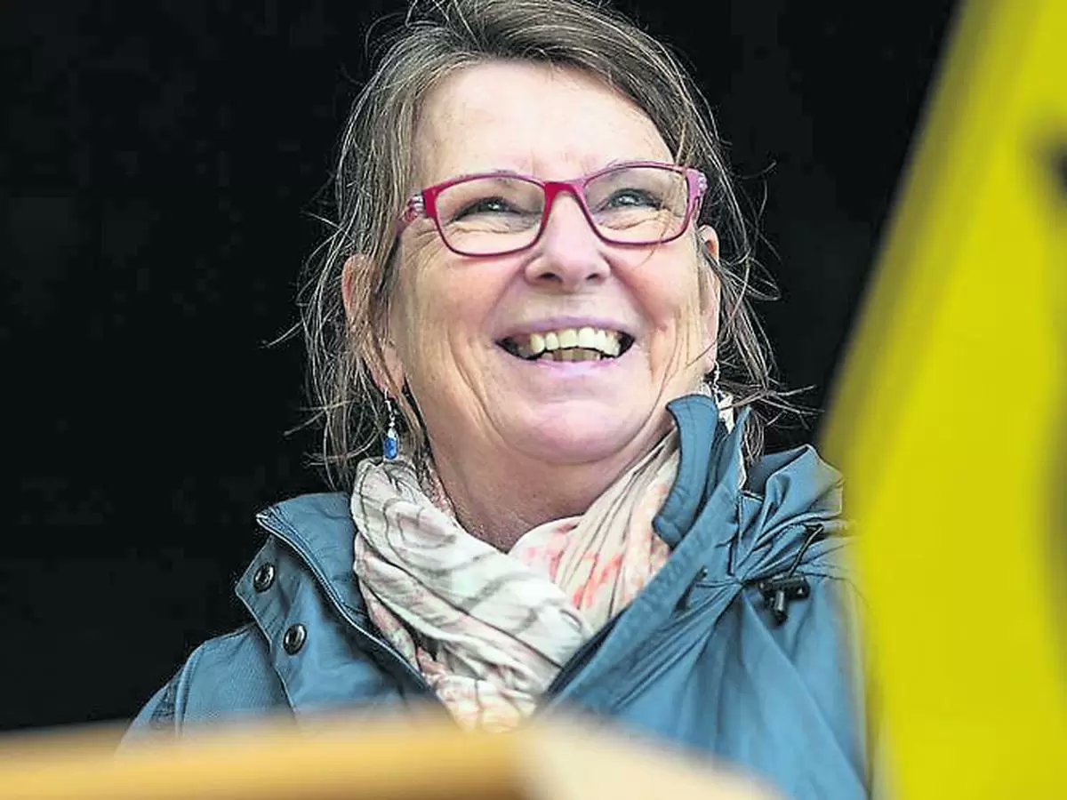 Sie hat den Märchenswald zerstört.

Priska Hinz Die Grünen