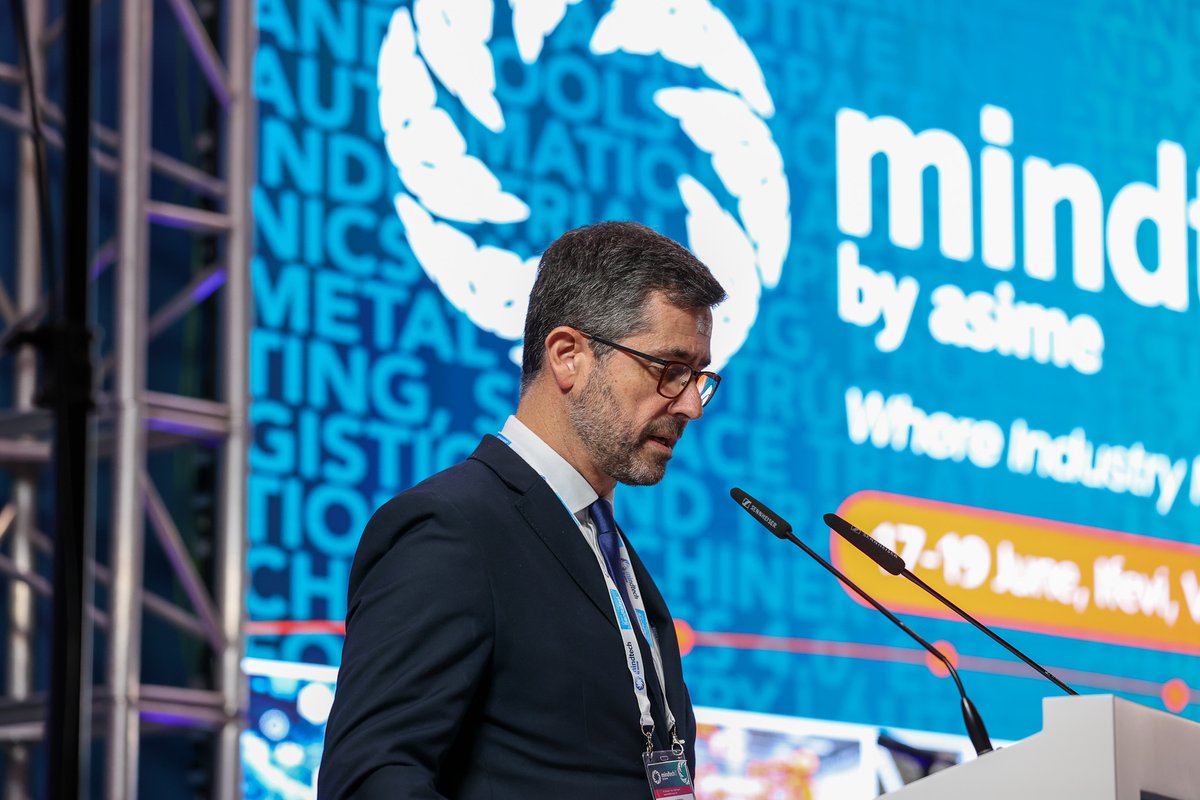 🚀 ¡Comienza #Mindtech25! La 4ª edición del evento referente del sector industrial del Polo Ibérico abre sus puertas. 

🎶 Un acto emocionante, donde hemos descubrir el talento de Abraham Cupeiro, un músico gallego que recupera instrumentos ancestrales construidos por él mismo,