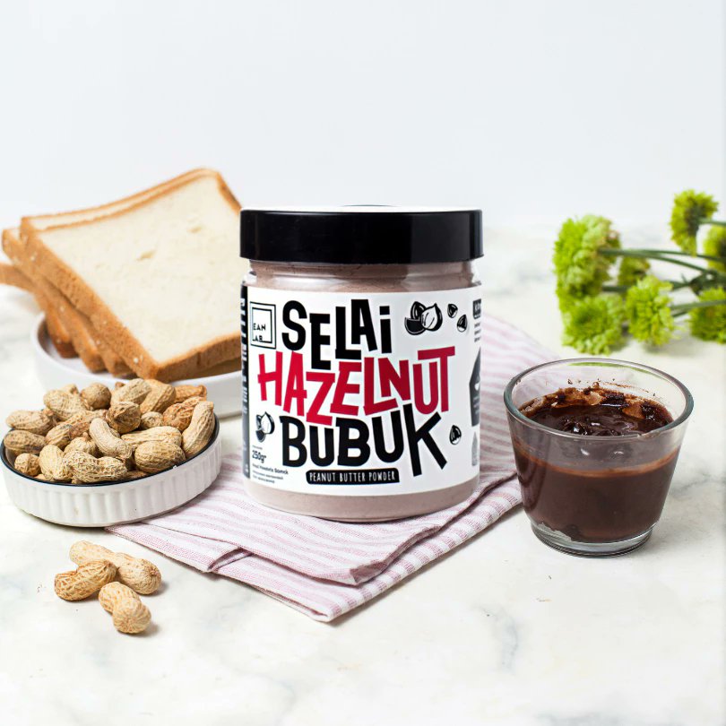 NusaJawa_ID's tweet photo. 🍫🌰✨ Pecinta cokelat hazelnut &amp; lagi diet? Wajib coba! Leanlab Selai Hazelnut 250gr: Nikmatnya pas, tapi #RendahKalori! Sarapan &amp; ngemil sehat tanpa rasa bersalah.

https://t.co/ECIMSznUqA

 #Leanlab #SelaiHazelnut #ChocolateHazelnut
#zonauang https://t.co/OjCs1JrKqn