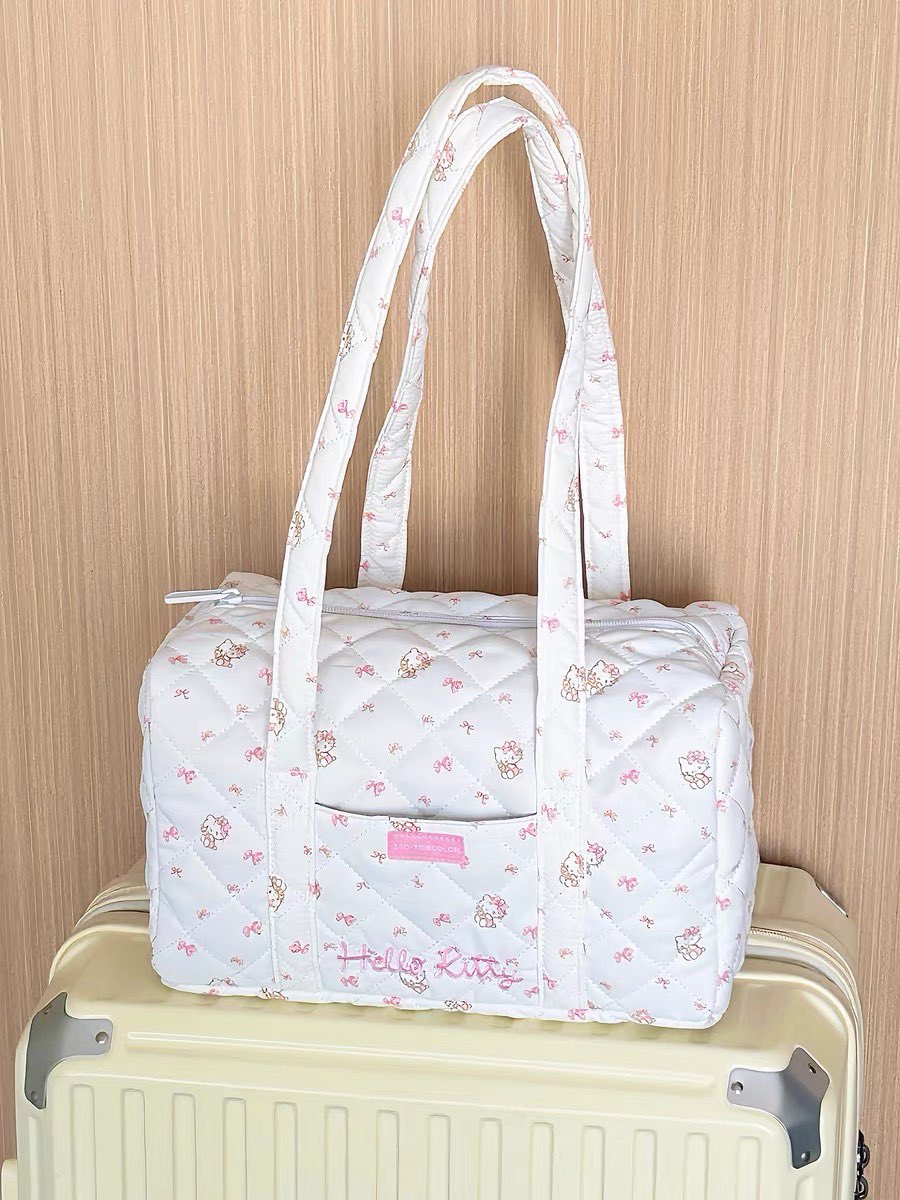1900190020cry's tweet photo. (พร้อมส่ง) TIDECOLOR X Hello Kitty 🎀🍎
กระเป๋าสะพายข้างคิตตี้ ลิขสิทธิ์แท้
มีว่าง 1 ใบนะคะ
⭐️ราคา 550฿ ส่งฟรี
⭐️สอบถามdm/line@มาได้เลยน้า💭♥️
#ตลาดนัดgmmtv #ตลาดนัดRIIZE #ตลาดนัดsanrio #ตลาดนัดenhypen #พรีออเดอร์จีน #ตลาดนัดbus #ตลาดนัดnct https://t.co/hXz2OIRi1s