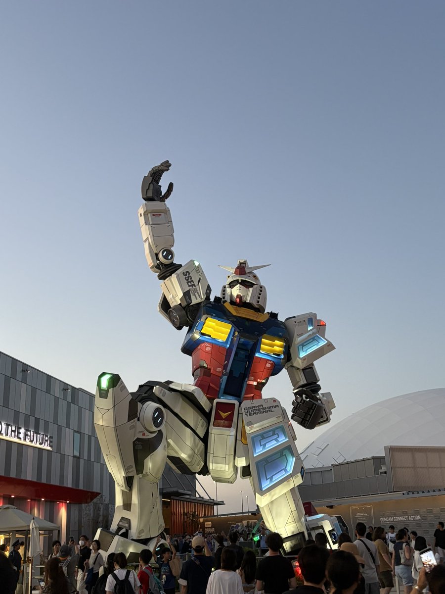 naruminodaddy's tweet photo. 関西大阪万博。
 #ミャクミャク
 #ガンダム
 #大屋根リング https://t.co/3xEHcwknIb