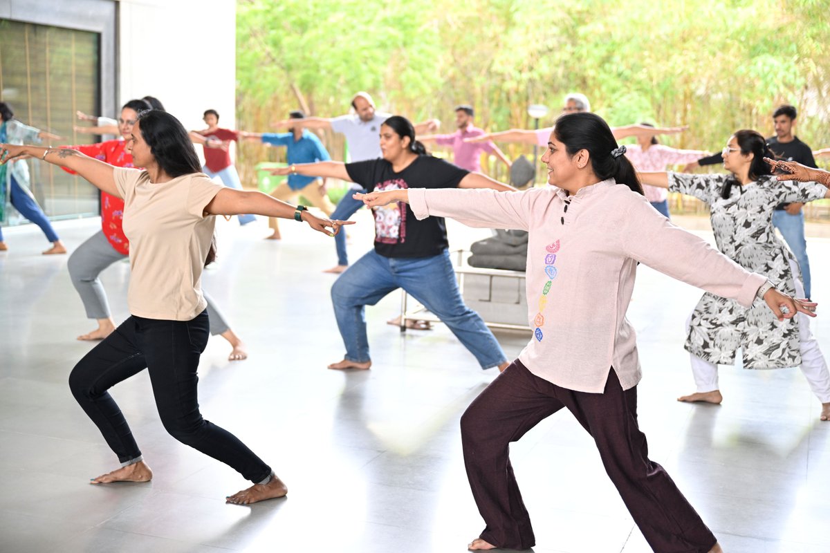 IIMAhmedabad's tweet photo. In the lead-up to #InternationalDayOfYoga2025, IIMA staff members observed short Y-Breaks (Yoga-Breaks). These quick #yoga sessions, organised by the Sports and Recreation Activities Committee, provided a refreshing pause to the staff members.
#IIMA #YBreaks #IDY2025 https://t.co/ifZQPeOUS3
