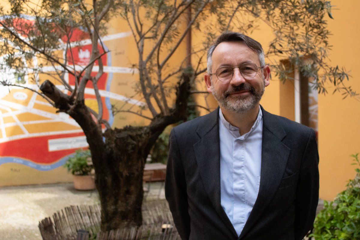 Luc Forestier: Be very precise on the topic of your subject when you apply for a transnational research fellowship.
👉Watch the interview about his experiences during his research on the transnational history of the restoration of the diaconate between France and Italy in the