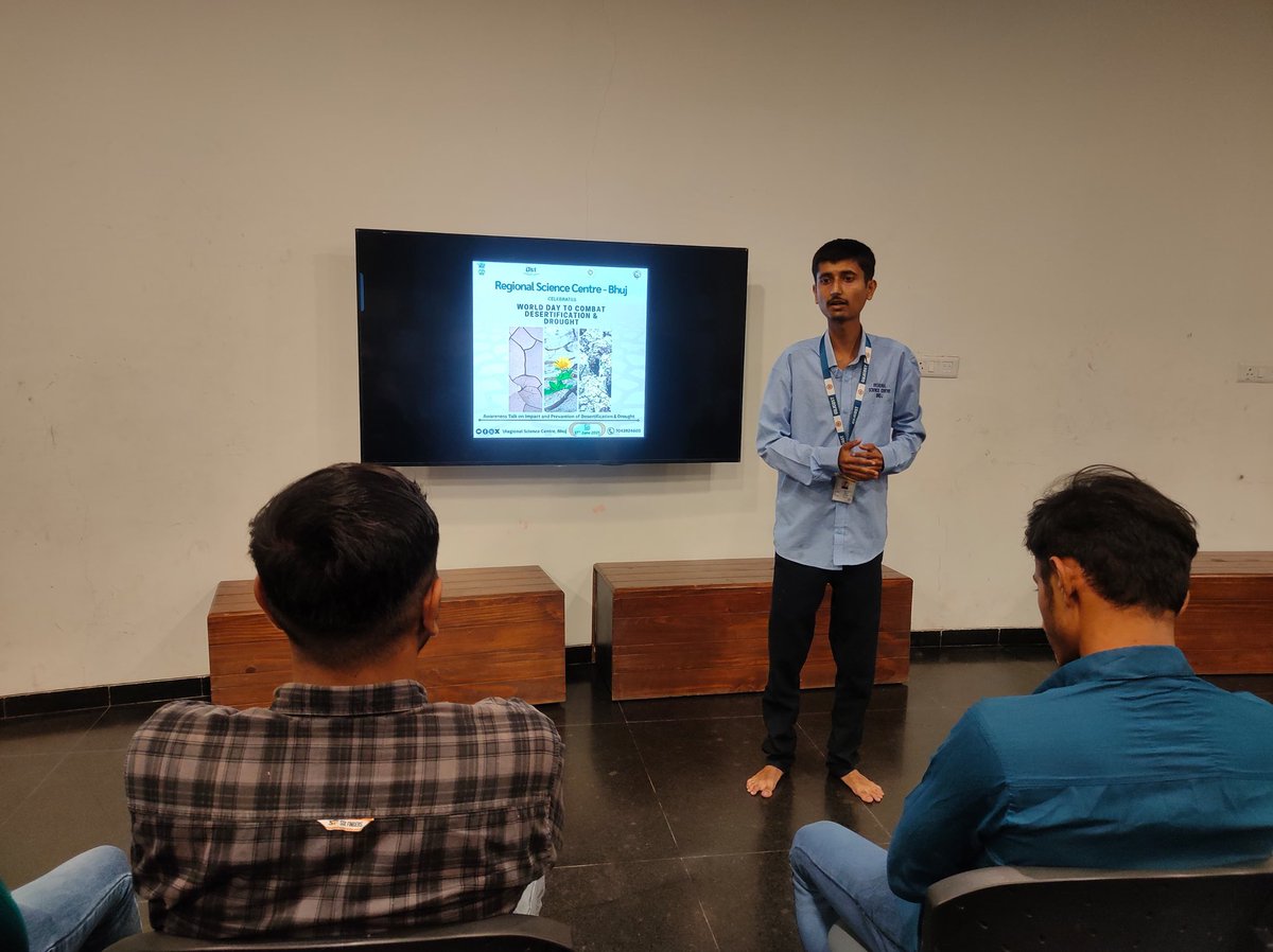 RscBhuj's tweet photo. @RSCBhuj celebrated #WorldDaytoCombatDesertification&Drought with an #AwarenessTalk on land restoration & drought prevention. Unite to #Restore land, unlock #Opportunities & build a #Sustainable future.
@moefcc
@UNCCD
@Nature_org
@World_Wildlife https://t.co/mVsUxe1AYl