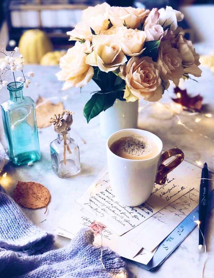 You leave poetry on
my lips after every kiss…

Good morning ☀️