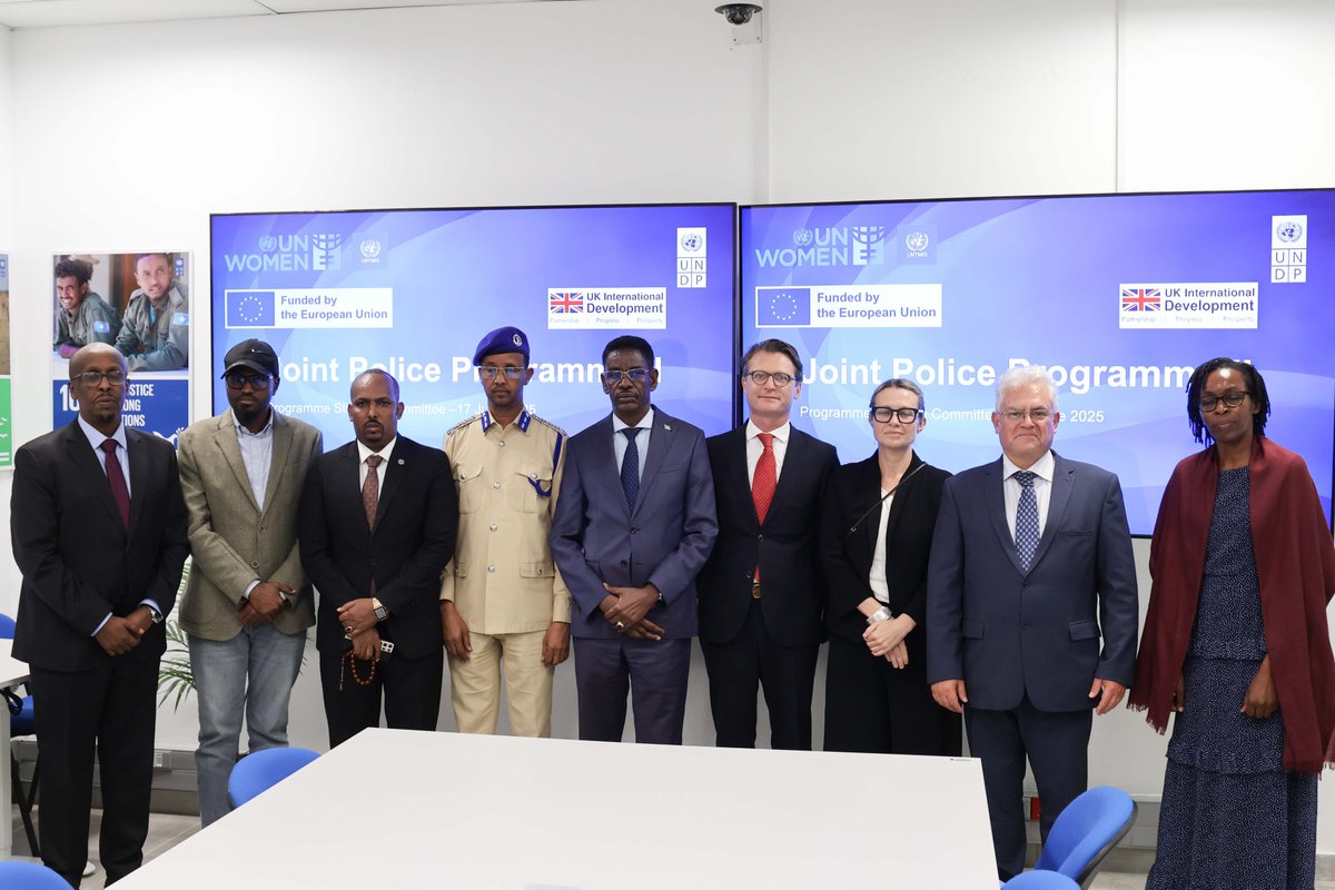 UNDP Somalia (@undpsomalia) on Twitter photo Today in #Mogadishu, Federal Minister of Internal Security <a href="/Senfartaag/">Abdullahi Sheikh Ismail (Fartaag)</a> and <a href="/UNDP/">UN Development</a> Somalia Resident Rep. <a href="/lionellaurens_/">Lionel Laurens</a> co-chaired the Joint Police Programme II Steering Committee. They were joined by ministers from #FMS, rep. from the EU and UK, AUSSOM, the Somali Federal Deputy Today in #Mogadishu, Federal Minister of Internal Security <a href="/Senfartaag/">Abdullahi Sheikh Ismail (Fartaag)</a> and <a href="/UNDP/">UN Development</a> Somalia Resident Rep. <a href="/lionellaurens_/">Lionel Laurens</a> co-chaired the Joint Police Programme II Steering Committee. They were joined by ministers from #FMS, rep. from the EU and UK, AUSSOM, the Somali Federal Deputy