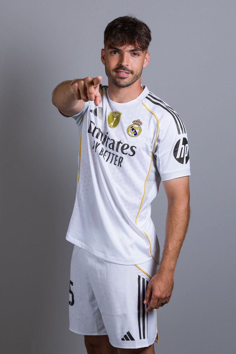 عمرو tweet media