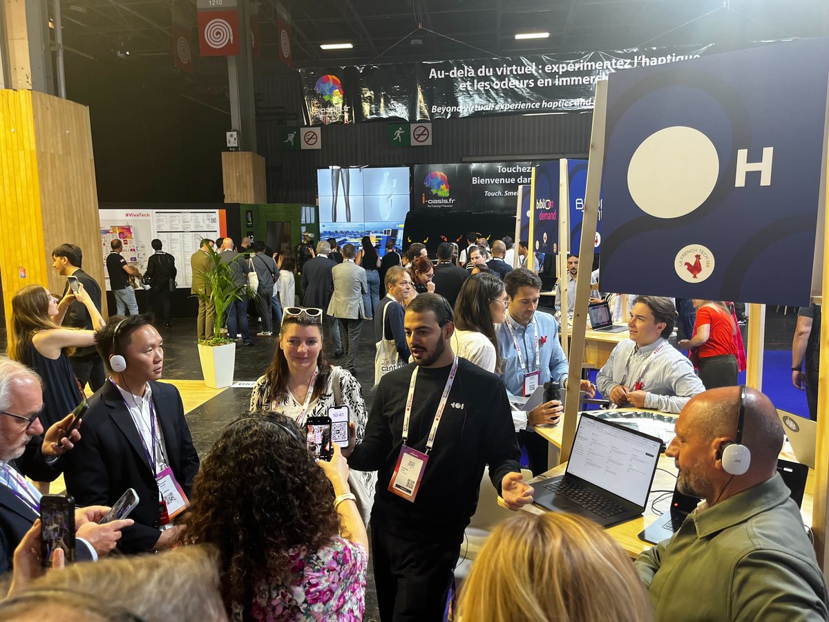 hcompany_ai's tweet image. ✨ What. A. Week. ✨
One release, many stage talks, and hundreds of meaningful conversations later, Viva Technology & NVIDIA GTC Paris 2025 are officially in the books!
We're so grateful for the interest shown by everybody who stopped by to chat with us. Glad to see such…