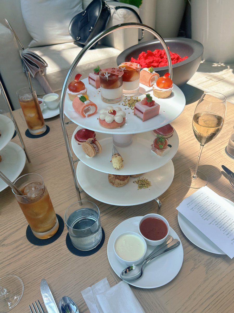 tayutau_tsuki's tweet image. 素敵なアフタヌーンティーだったな🗼

#東京エディション虎ノ門
#EDITION
#アフタヌーンティー