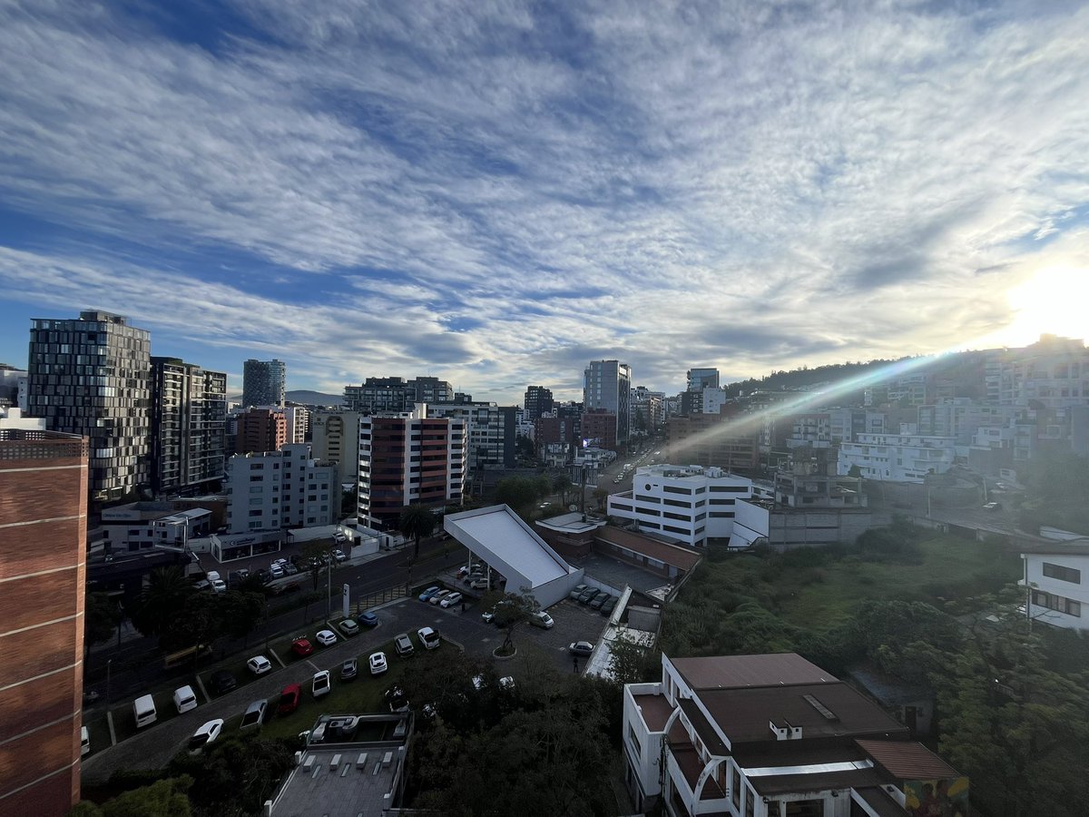 Linda Quito 

#Martes