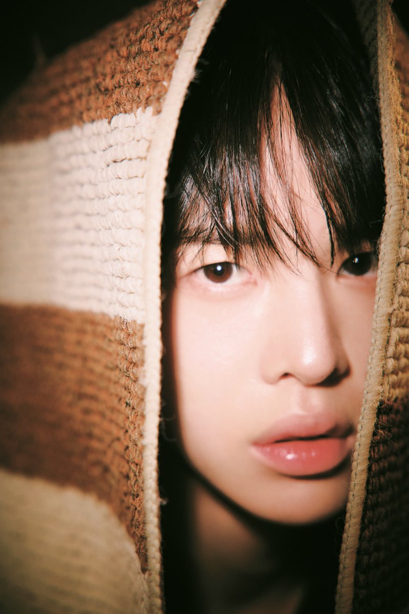 CRAVITYstarship's tweet photo. CRAVITY
The 2nd Album
'Dare to Crave'
⠀
Concept Photo ? ver. 🍇
앨런 ALLEN
⠀
2025 06 23 MON 6PM (KST)
⠀
#CRAVITY #크래비티
#앨런 #ALLEN
#DaretoCrave
#SETNETG0?! #SETNETGO https://t.co/zidFAqyJL6