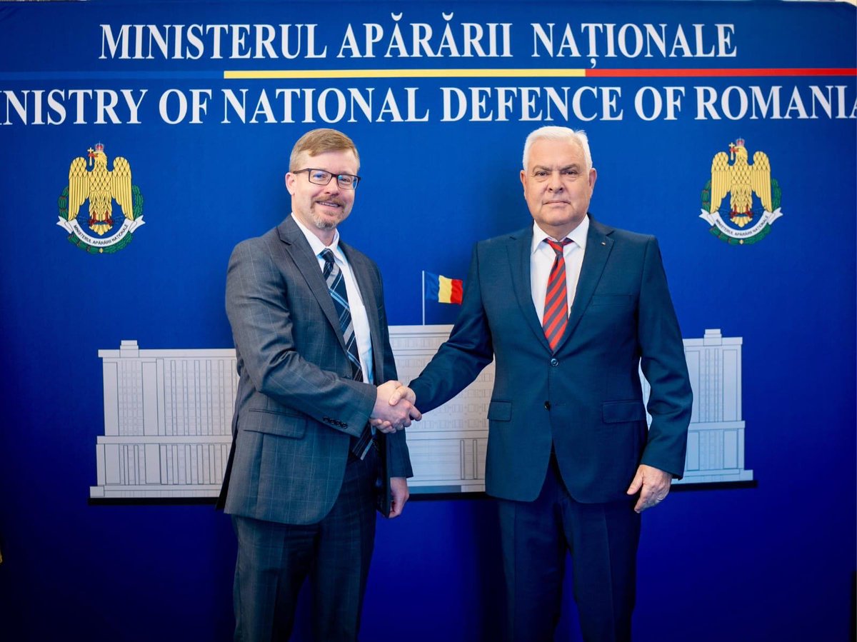 USAmbRO's tweet image. Just had a good meeting with Romanian Minister of Defense @AngelTilvar. We reaffirmed our strong defense cooperation and commitment to NATO’s eastern flank—advancing shared security goals in the region. 🇺🇸🤝🇷🇴 #WeAreNATO #StrongerTogether