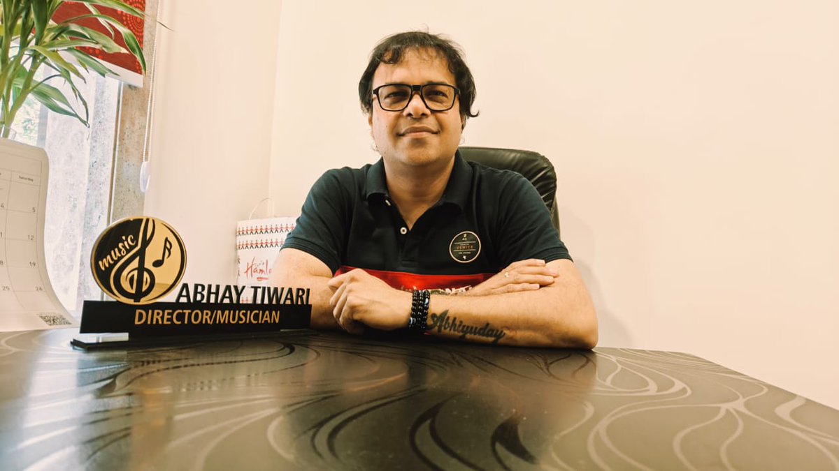 ShuchiAgrawal8's tweet photo. ✨ The first thing you see when entering an office?
Not the desk. Not the awards.
It’s the nameplate.

It tells your story—before you even speak.

At #ShuchiCreations, we make one-of-a-kind nameplates that reflect you.

Let your name make an entrance. https://t.co/tvzvNcf9IT