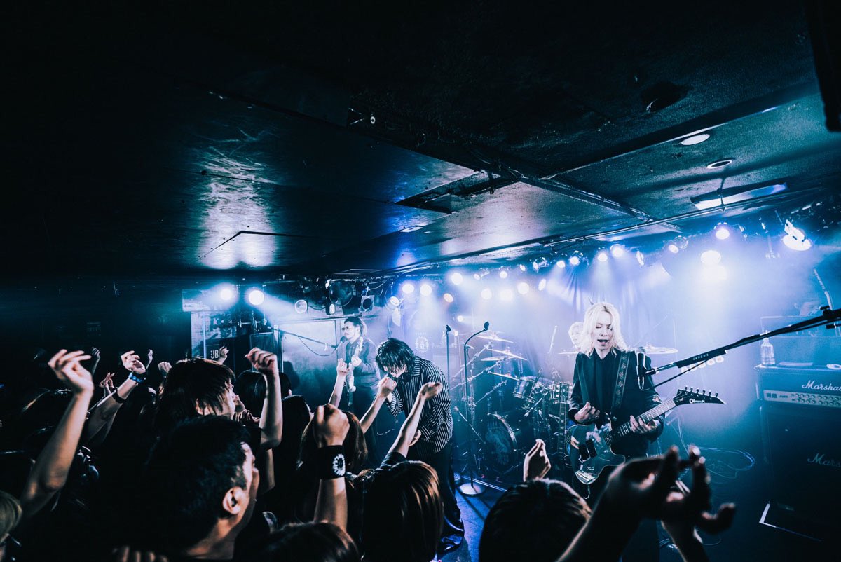 【DEZERT】
📝ライヴレポート

＜DEZERT 47 AREA ONEMAN TOUR '25-'26 “あなたに会いに行くツアー”＞初日
2025年6月14日（土）千葉LOOK

「元気ください、元気あげます。そんな関係でいれたらってマジで思ってます」（SORA）

🔻レポートはこちら🔻
visunavi.com/2025-06-17/324…

<a href="/DEZERT_OFFICIAL/">DEZERT</a>