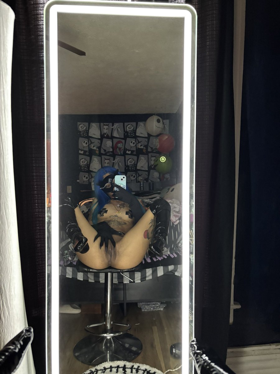 RereGorillagrip's tweet photo. would you fucc me like this in the morning https://t.co/zKNbqHVT14
