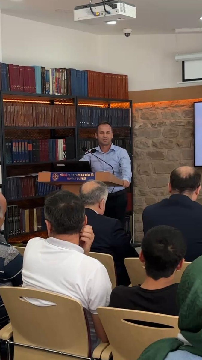 "Geleceğin Yazarları Yazarlarla Buluşuyor" Projesi Kapsamında Dönemin Son Programı Yapıldı 

İl Milli Eğitim Müdürlüğümüz, Konya Gençlik ve Spor İl Müdürlüğü, MEVKA (Mevlana Kalkınma Ajansı)  ve Türkiye Yazarlar Birliği Konya Şubesi iş birliği ile  yürütülmekte olan "Geleceğin