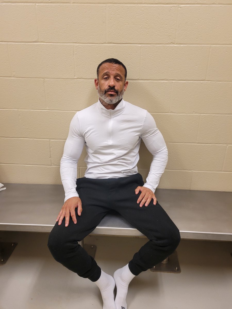 Extremely proud of our vigilant Buffalo <a href="/CBP/">CBP</a> officers who nabbed 78 lbs. of marijuana worth $230K from a California man who claimed to be traveling in an empty rental truck! #Arrest #OFOProud🇺🇸

Learn more: bit.ly/404o7Cs

x.com/CBPBuffalo/sta…