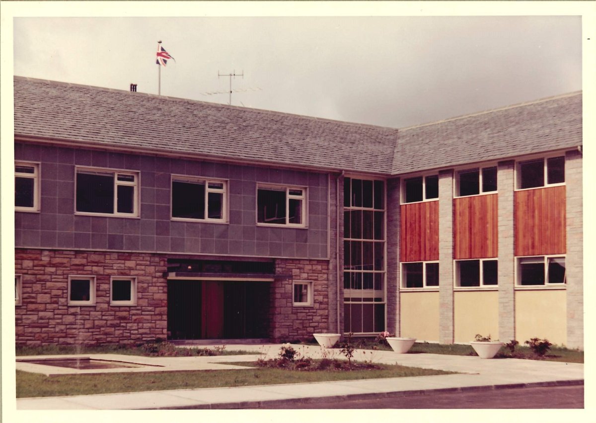 KeithGrammarLRC's tweet image. 60 yeas ago today the present Keith Grammar School building was opened. Here are a few photos and description of the school, plus a link to a special souvenir edition of the 1965 school magazine which has more photos and information kadhg.org.uk/d/wp-content/u… @KeithGrammar