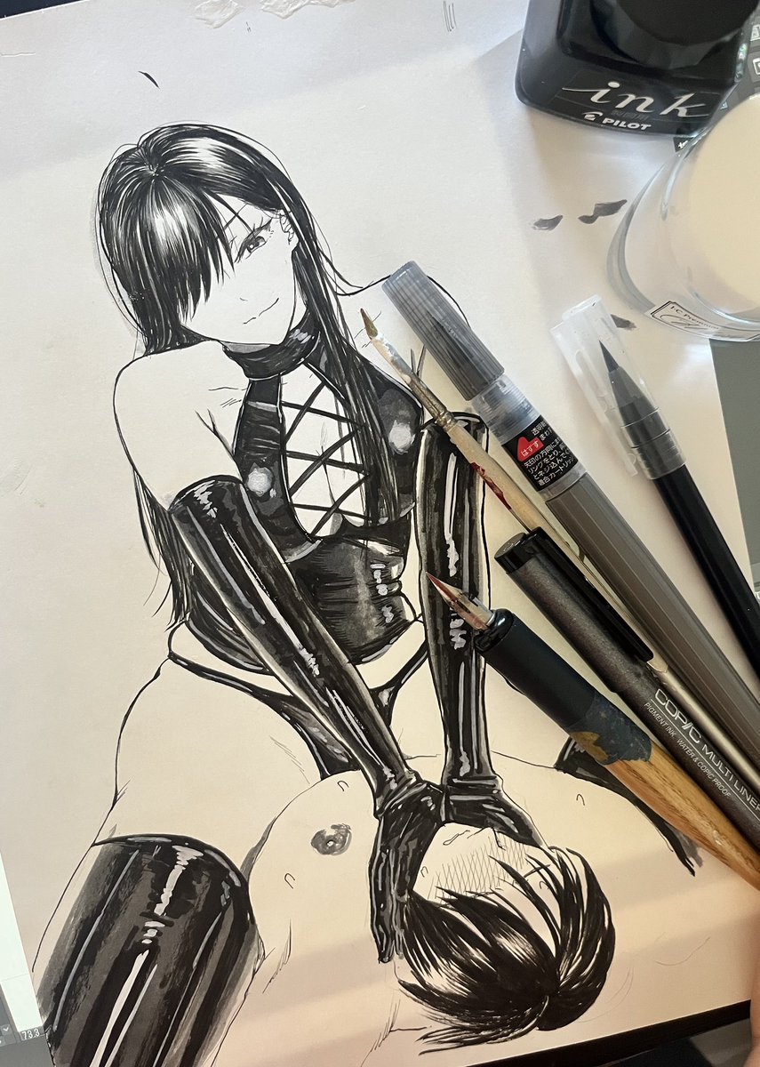 アナログ原画は久々の落書きくらいなので汚いですがこういうのです
出す時はもっと綺麗に描きます 