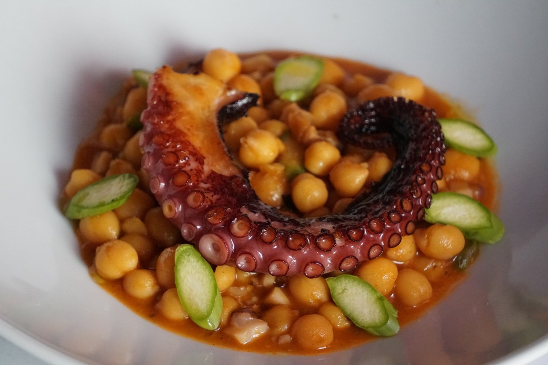 A comeeer <a href="/LEGUMBRECALIDAD/">LEGUMBRES DE CALIDAD</a>

#tierradesabor